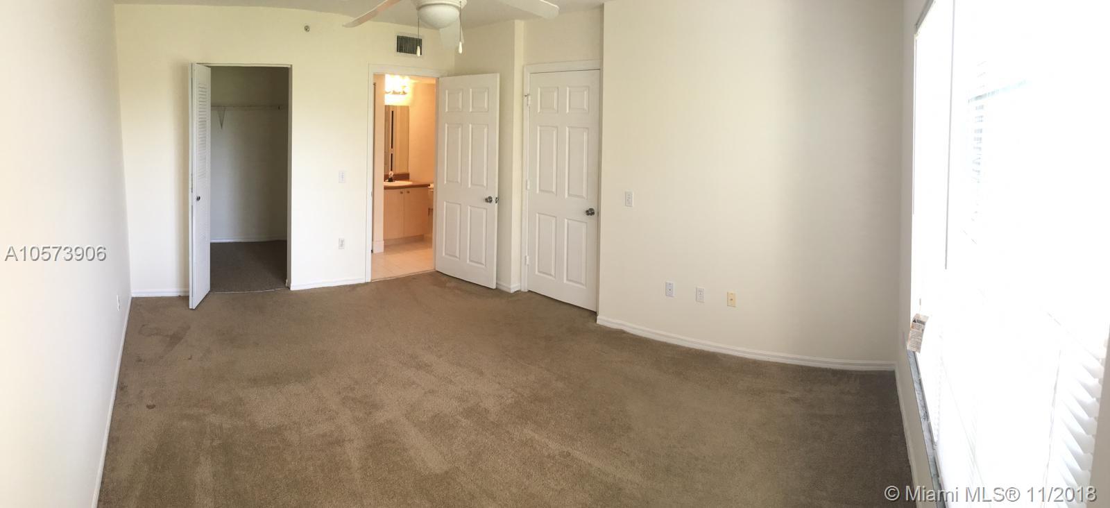 EMERALD ISLE AT LAGUNA LA - Residential Lease