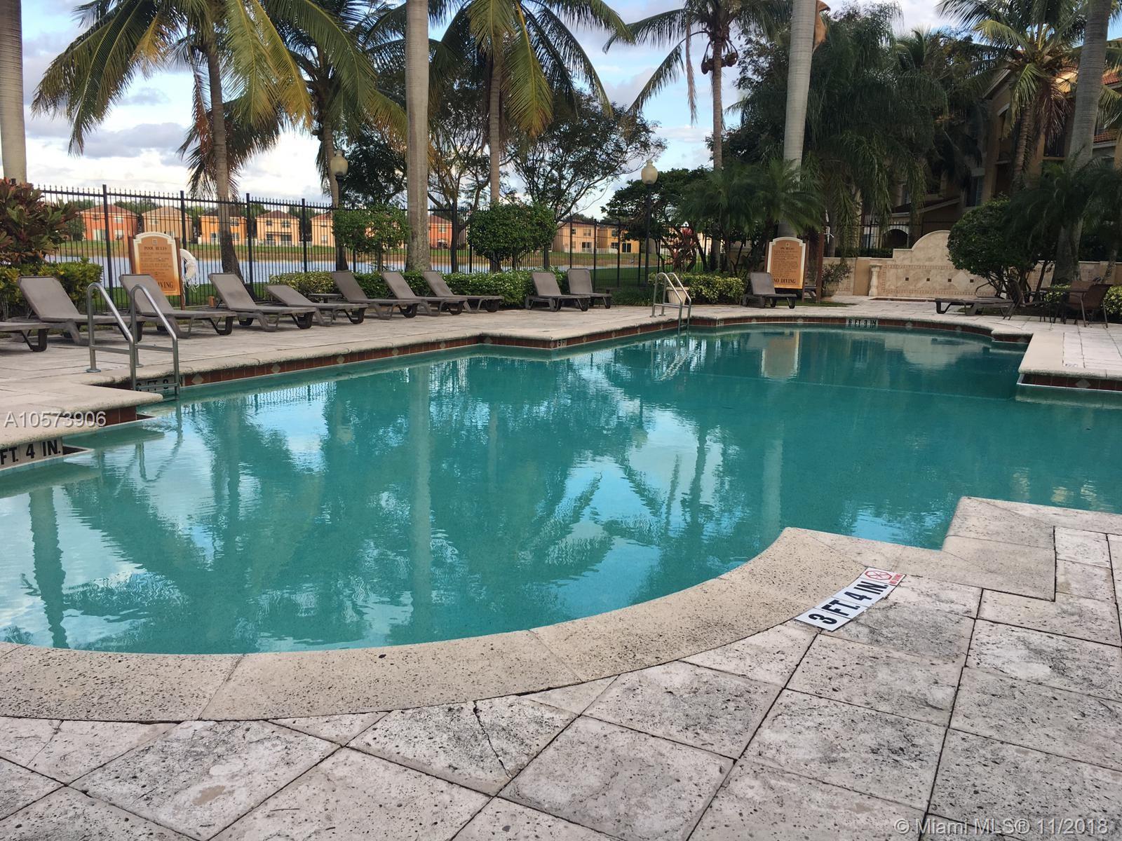 EMERALD ISLE AT LAGUNA LA - Residential Lease