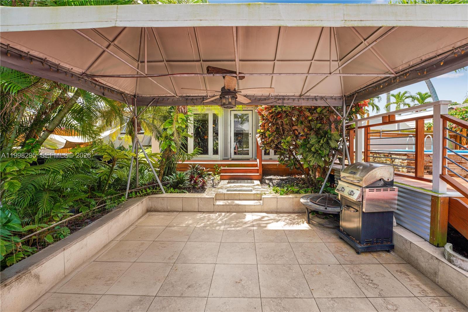 SOUTH NEW RIVER ISLES SEC - Residential