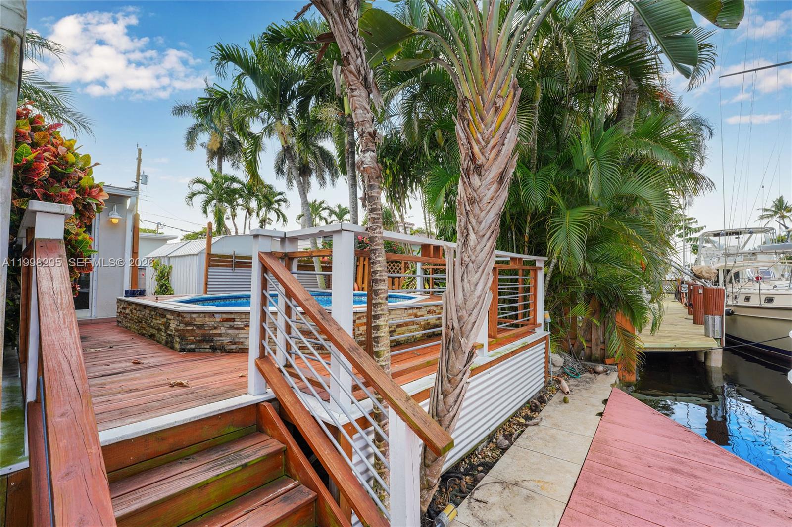 SOUTH NEW RIVER ISLES SEC - Residential