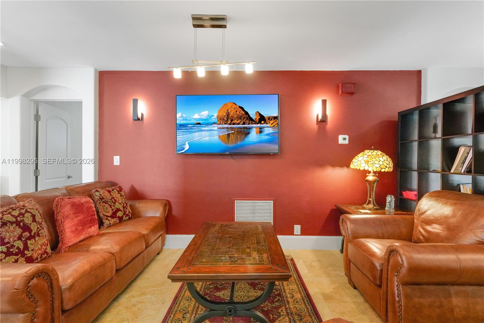 SOUTH NEW RIVER ISLES SEC - Residential