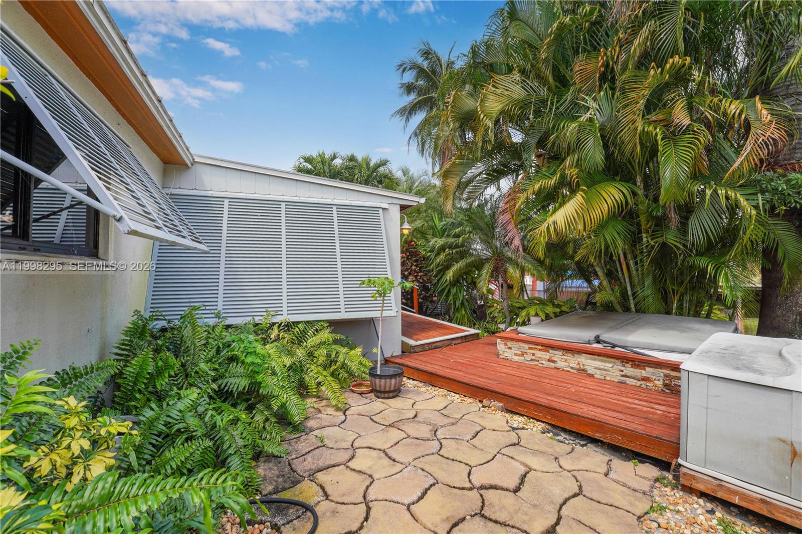 SOUTH NEW RIVER ISLES SEC - Residential