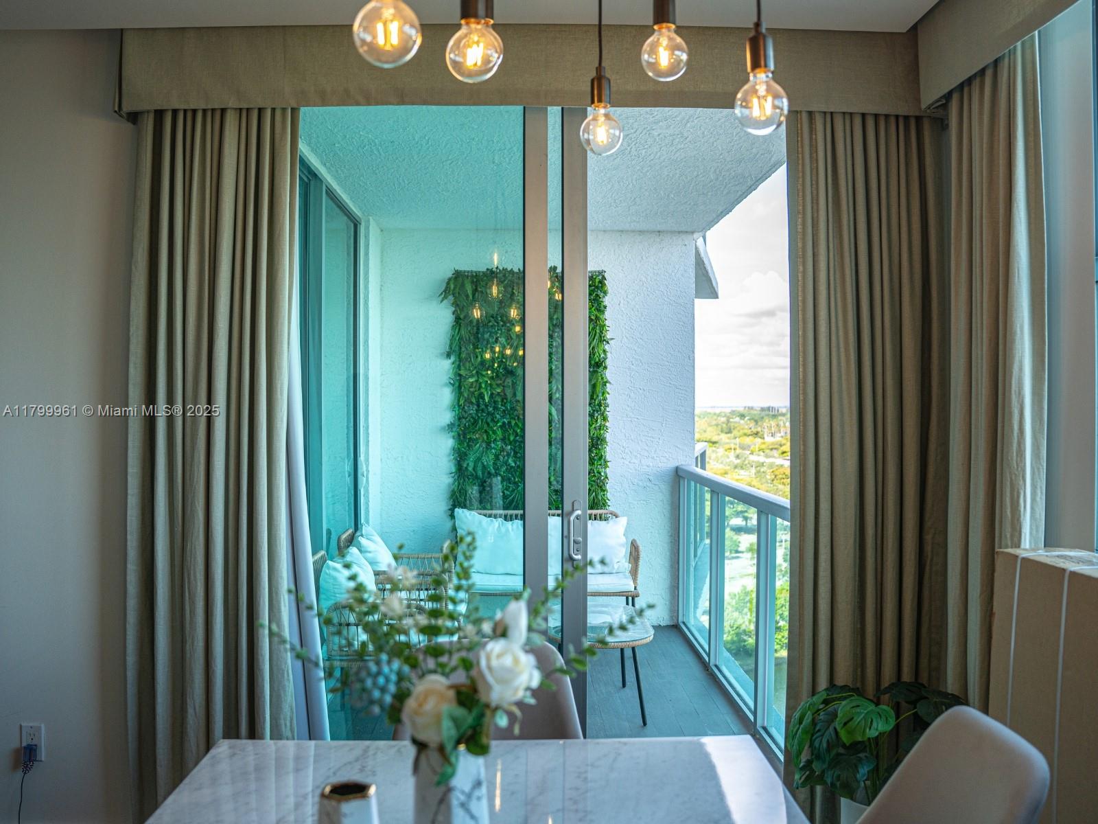 TAO SAWGRASS CONDOMINIUM - Residential