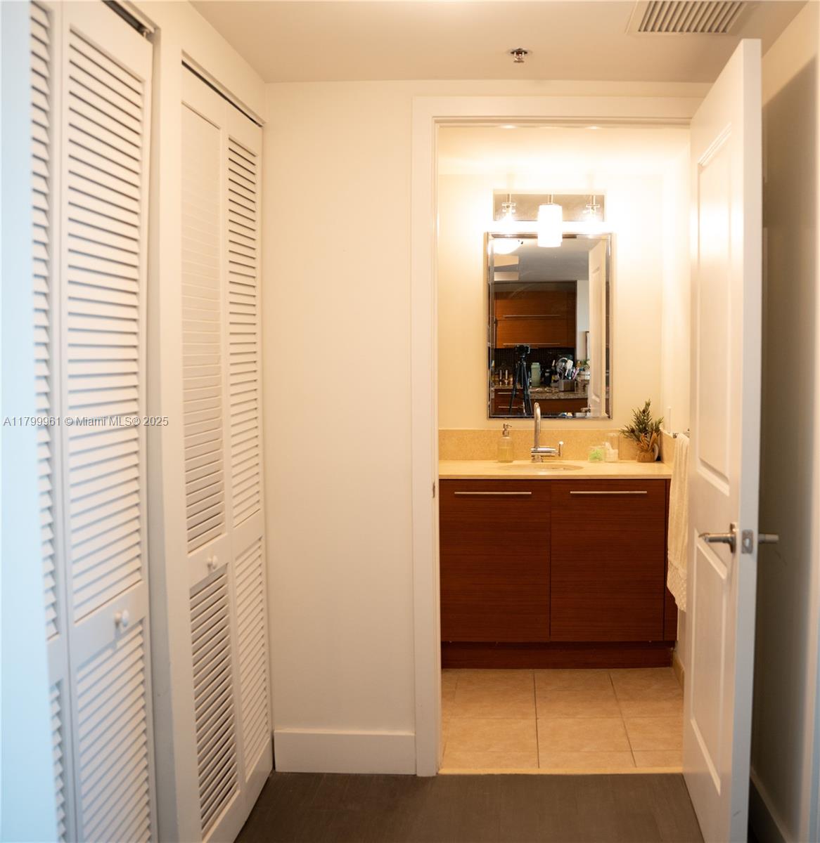 TAO SAWGRASS CONDOMINIUM - Residential