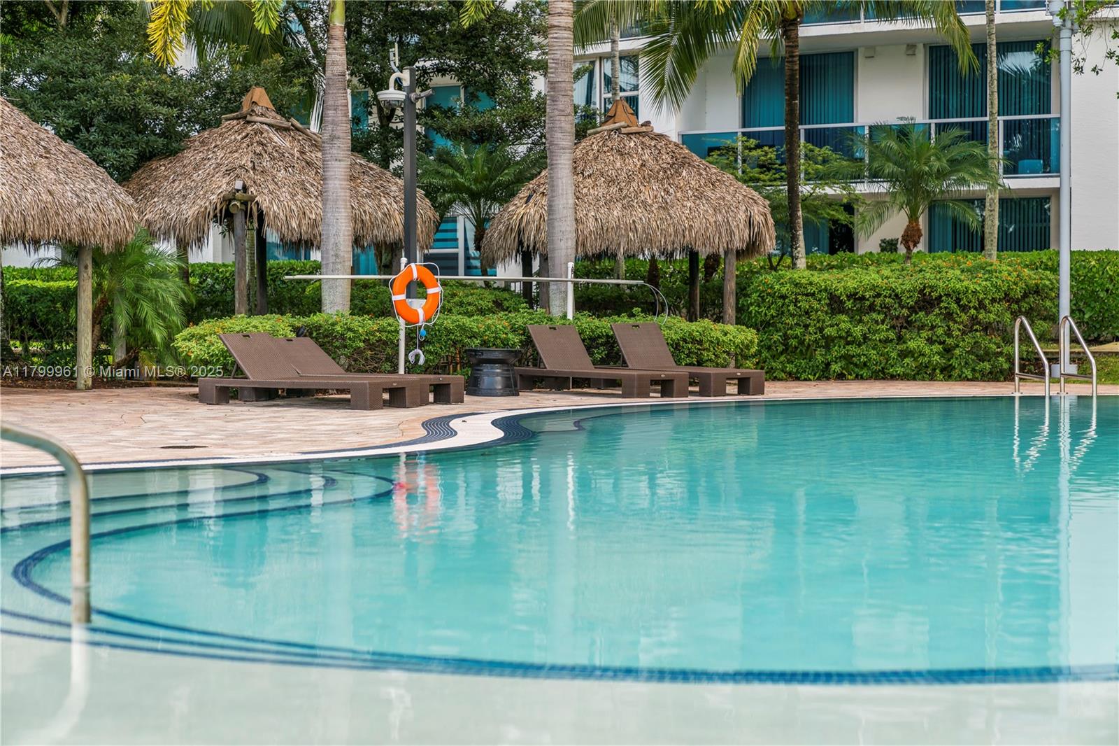 TAO SAWGRASS CONDOMINIUM - Residential