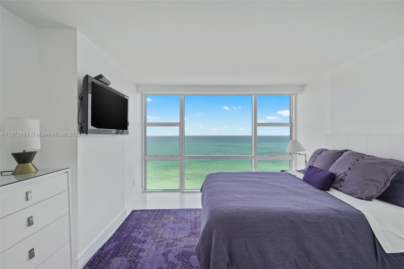 CENTRAL CARILLON BEACH CO - Residential Lease