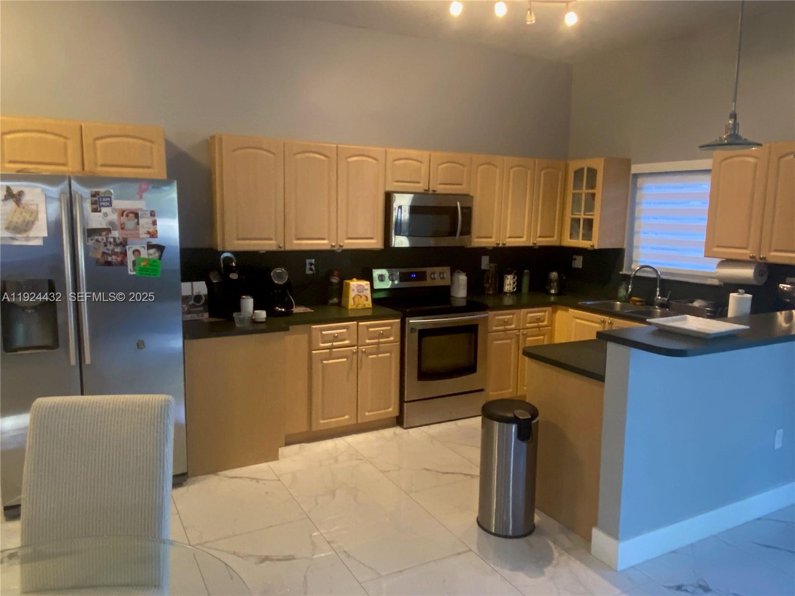 WEST PARK-WEST PARCEL - Residential Lease