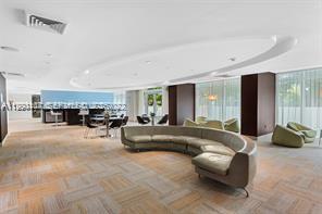 THE PLAZA 901 BRICKELL CO - Residential Lease