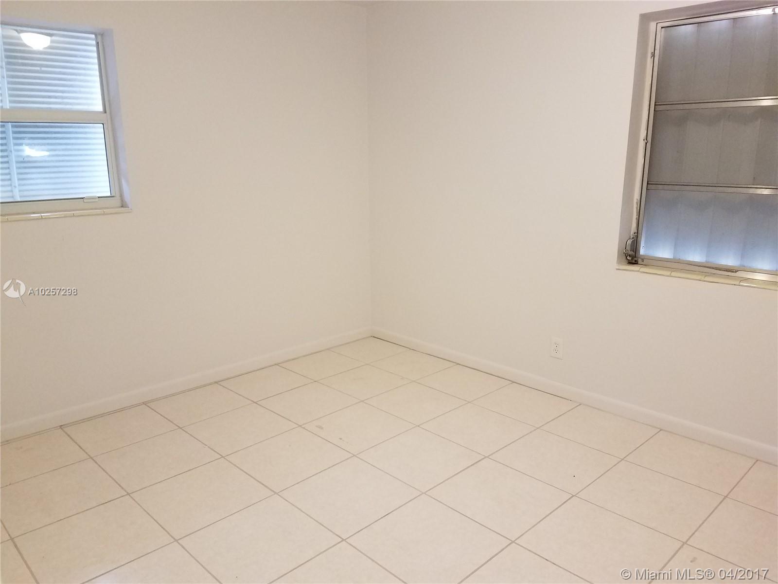 GOLDEN HEIGHTS HOMES - Residential Lease