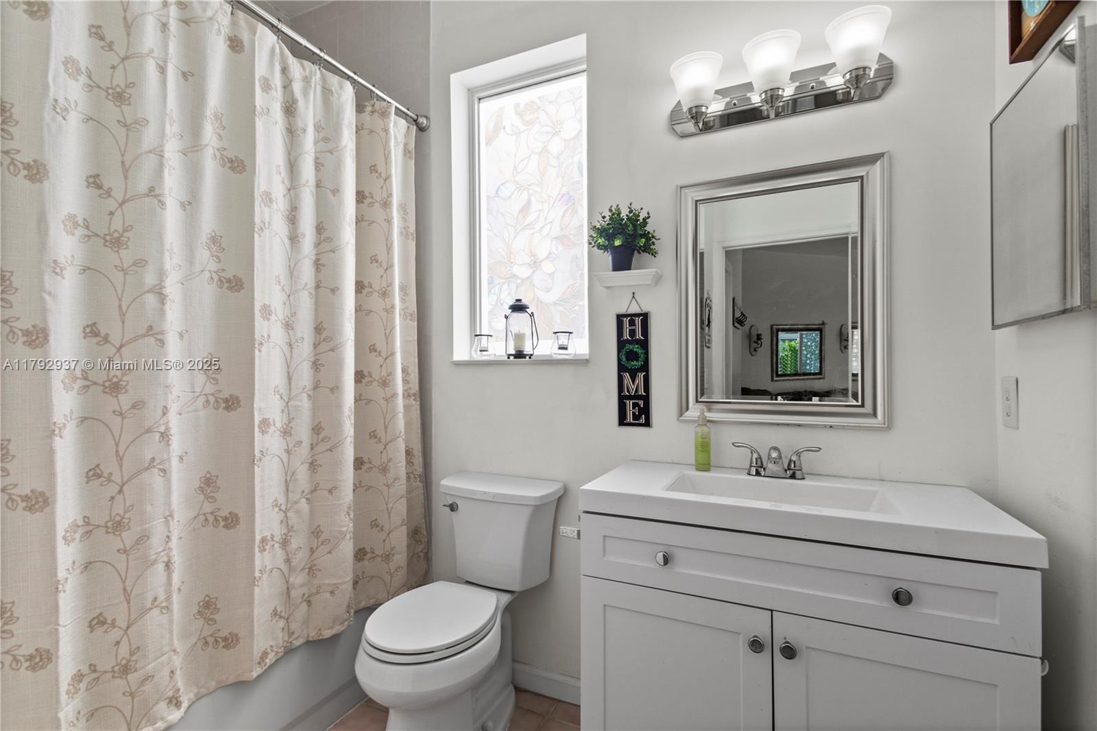 LAKEVIEW DRIVE SUBDIVISIO - Residential