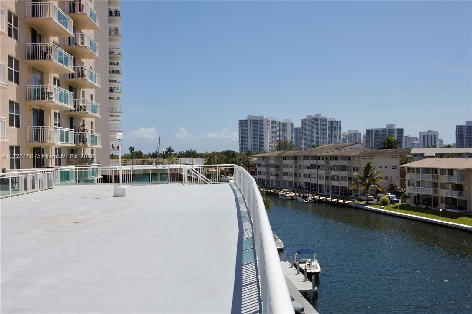 GOLDEN HORN CONDO - Residential