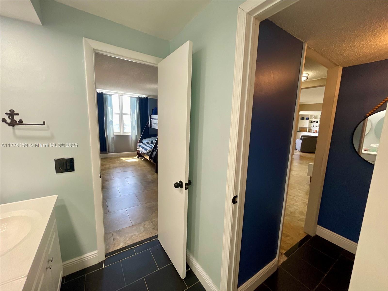 GOLDEN HORN CONDO - Residential