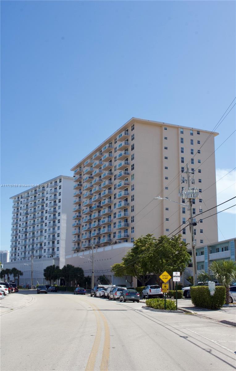 GOLDEN HORN CONDO - Residential