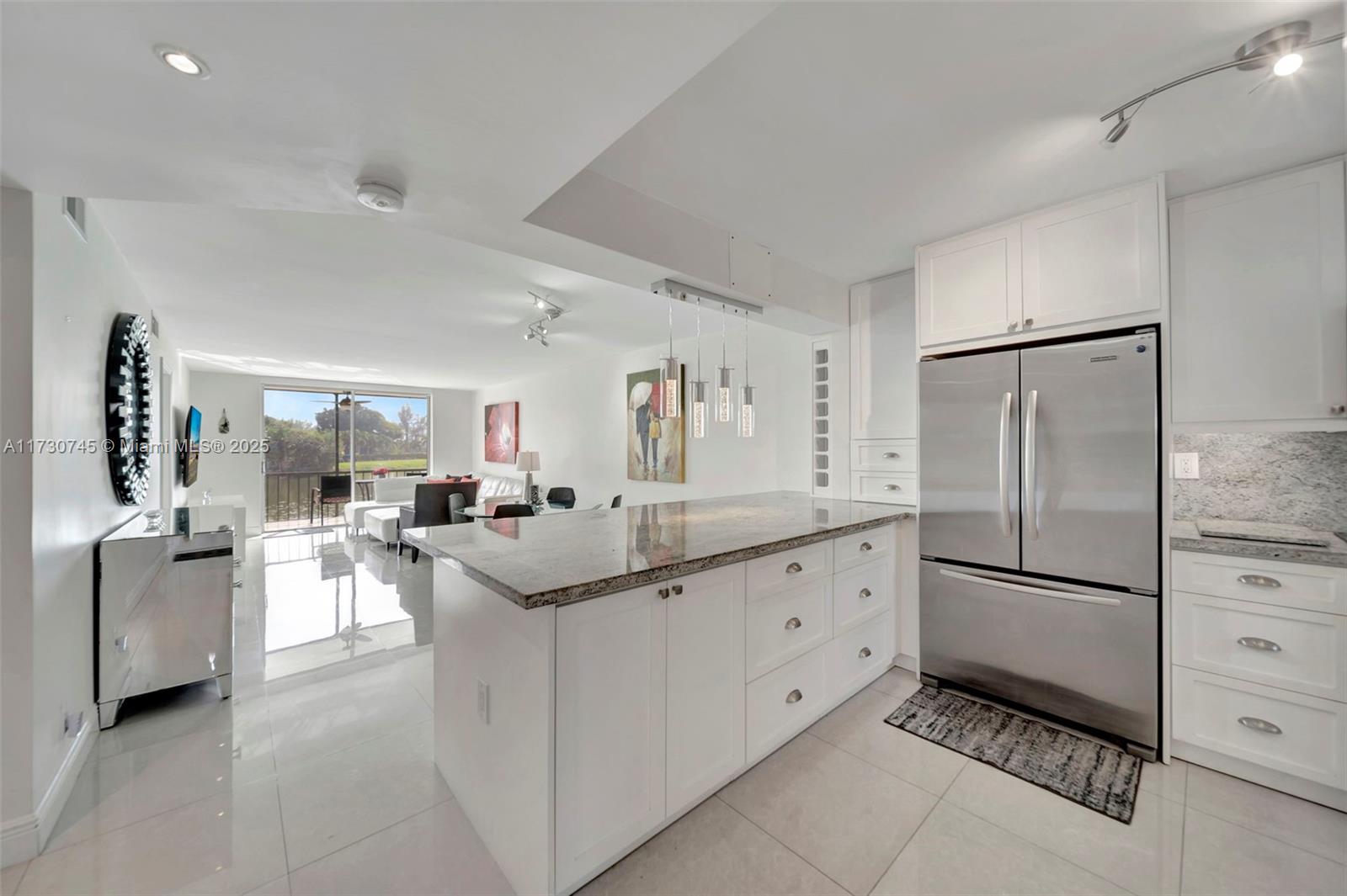 HOLLYBROOK GOLF AND TENNIS - Residential