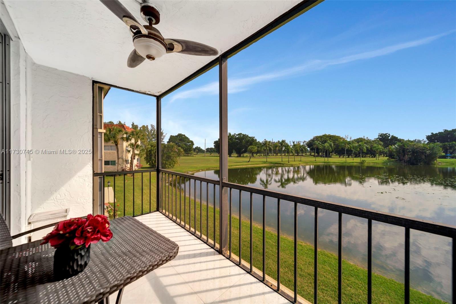 HOLLYBROOK GOLF AND TENNIS - Residential