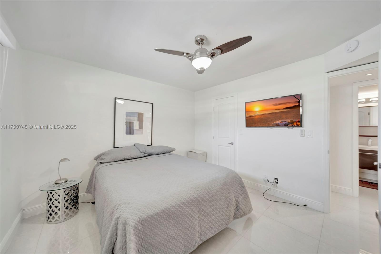 HOLLYBROOK GOLF AND TENNIS - Residential
