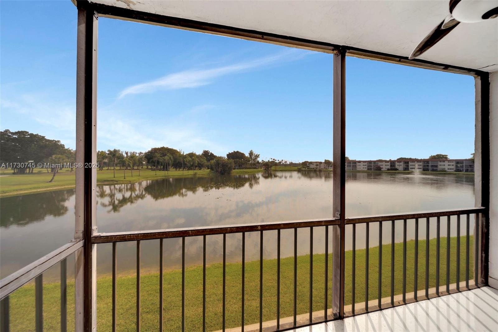 HOLLYBROOK GOLF AND TENNIS - Residential