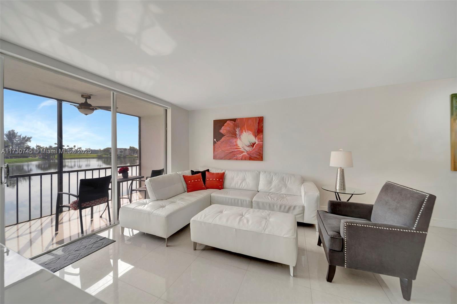 HOLLYBROOK GOLF AND TENNIS - Residential