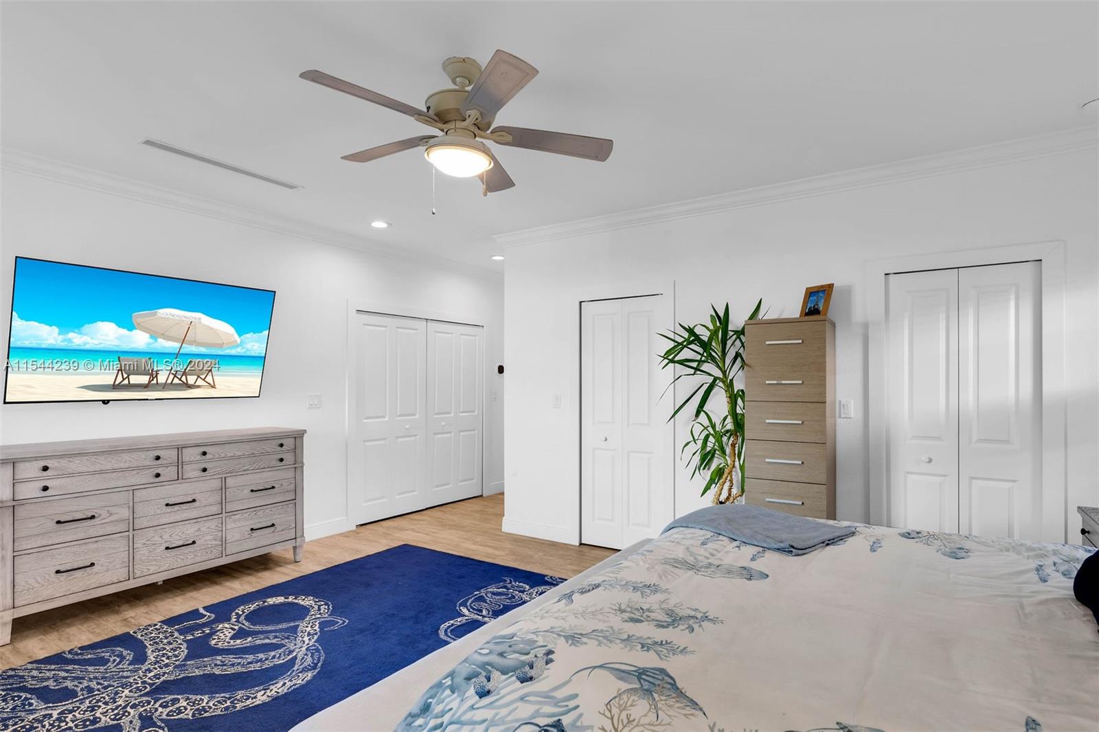 PORT LARGO - Residential