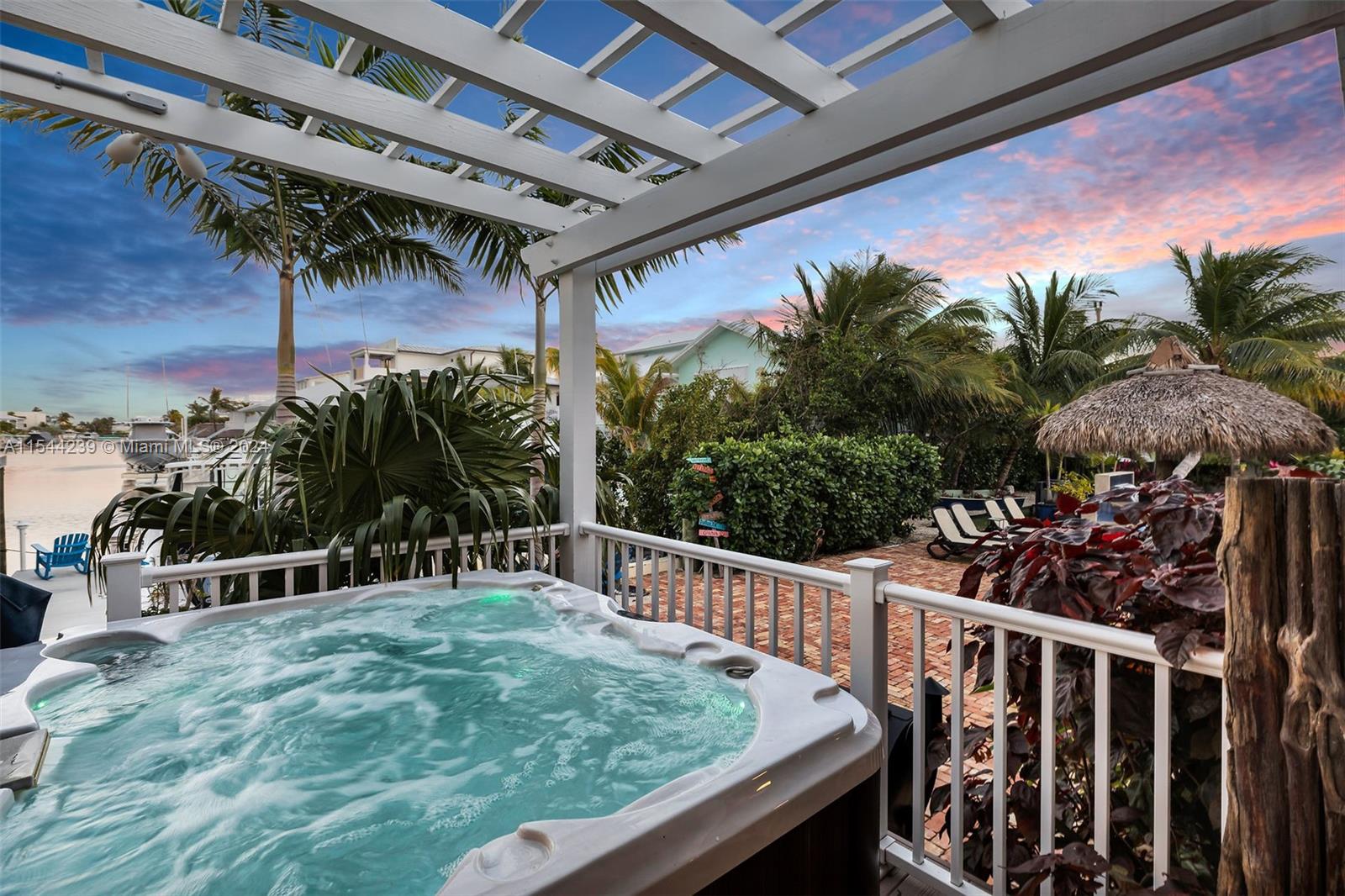 PORT LARGO - Residential