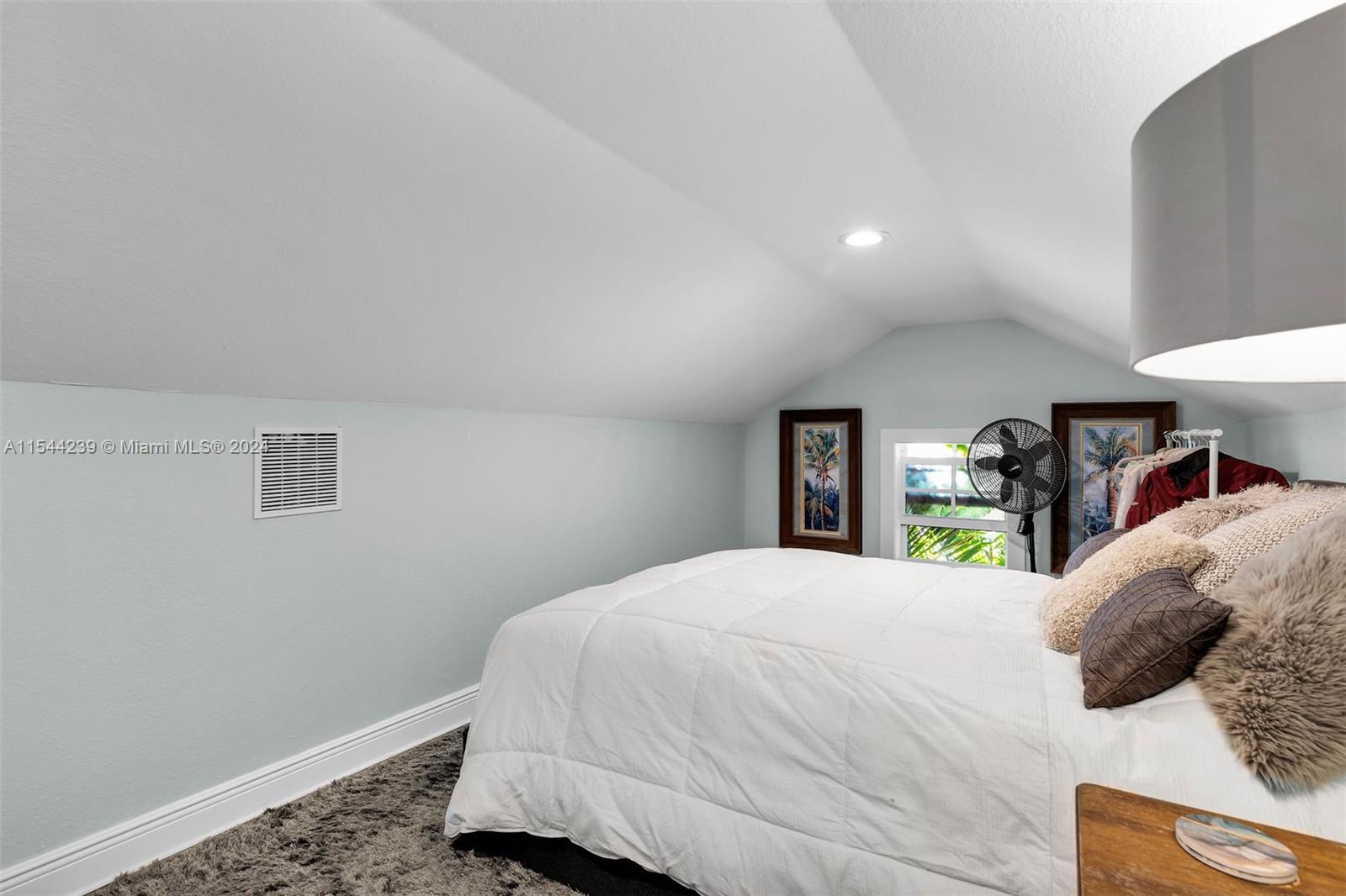 PORT LARGO - Residential