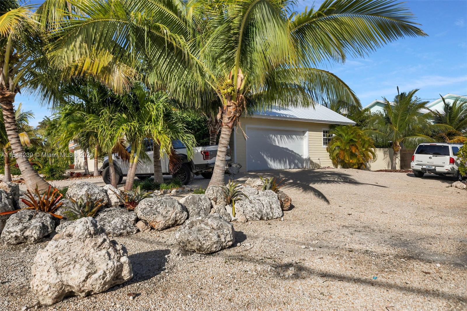 PORT LARGO - Residential