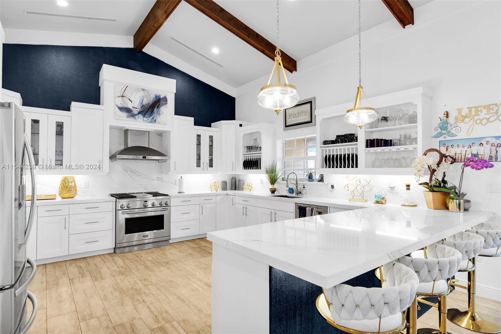 PORT LARGO - Residential