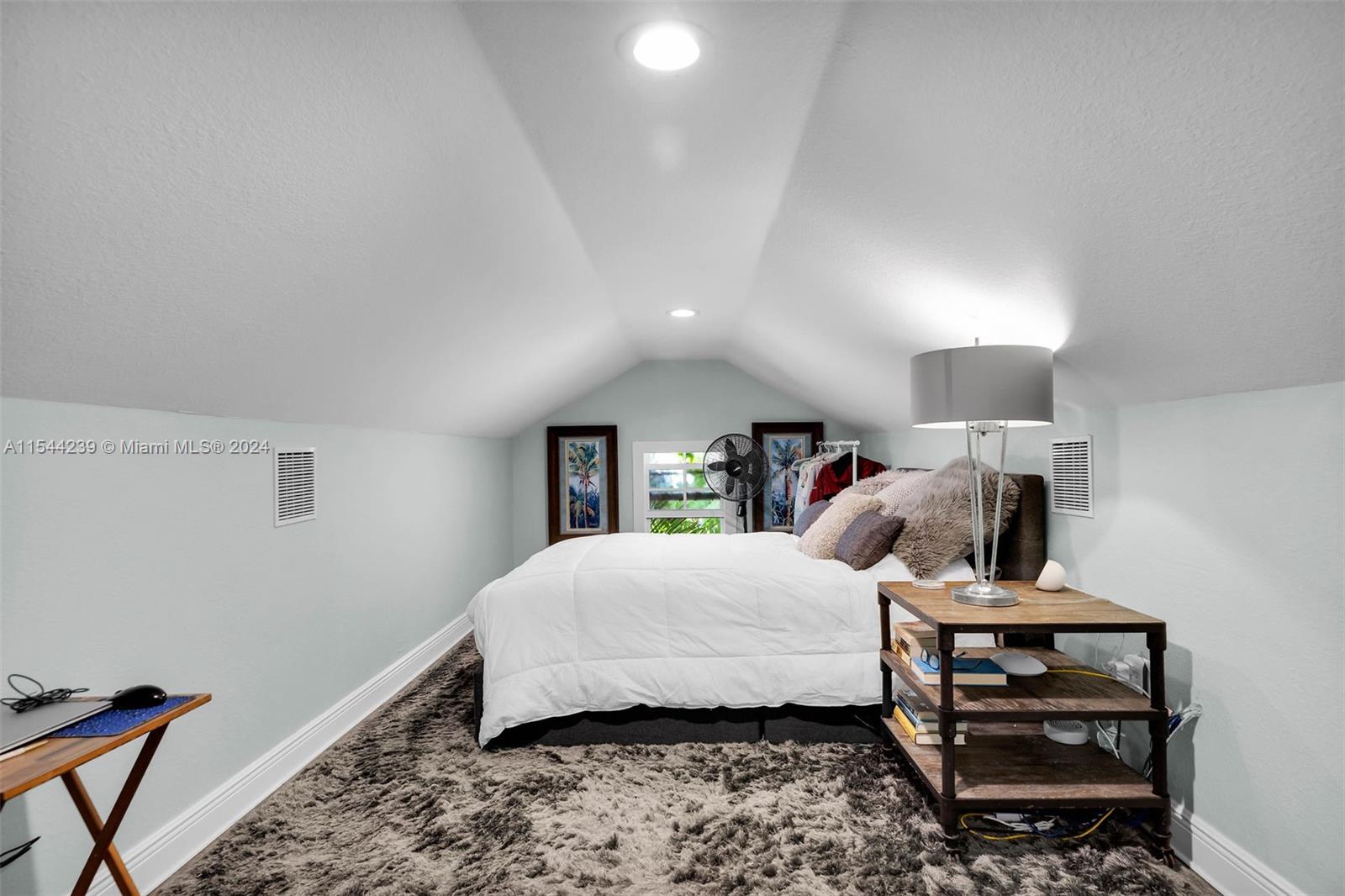 PORT LARGO - Residential