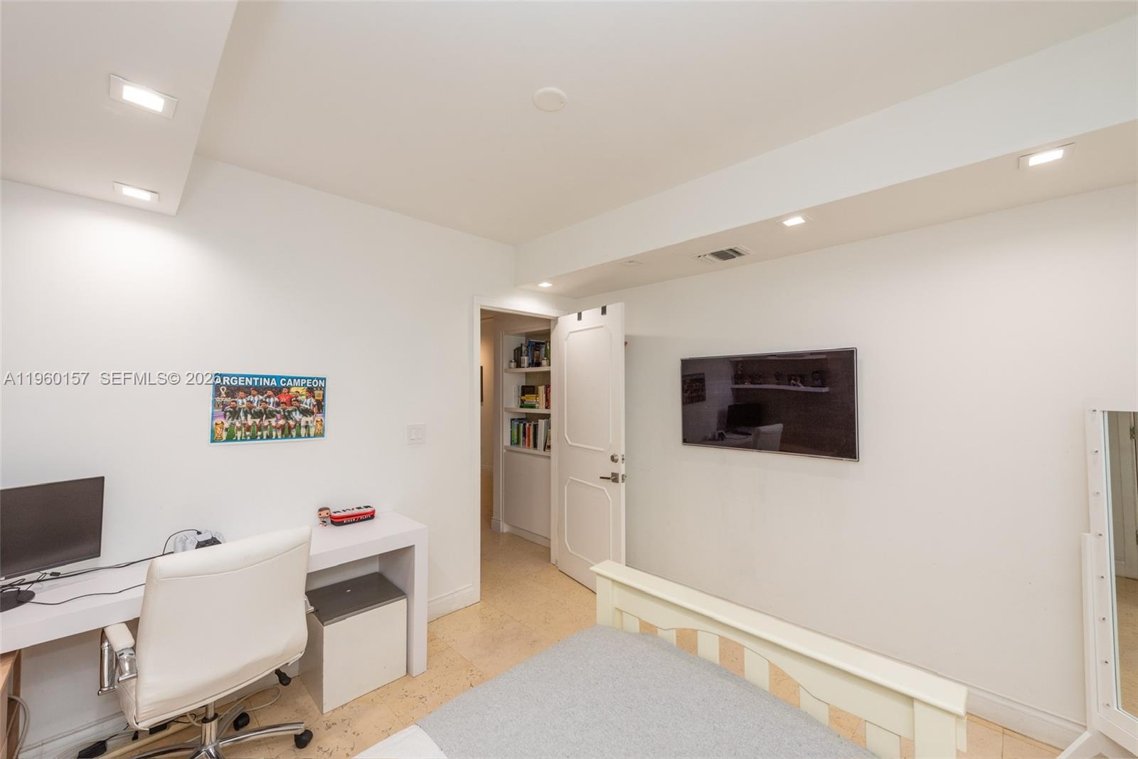 OCEAN TOWER ONE CONDO - Residential