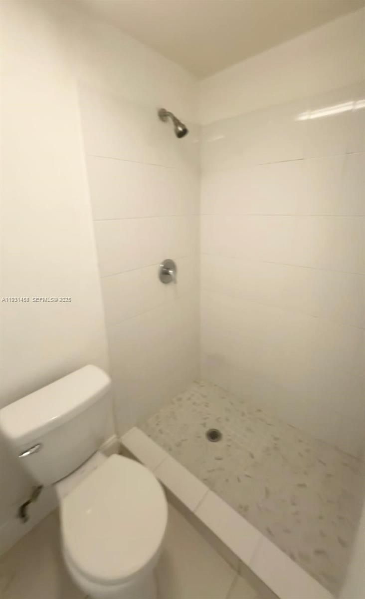 STEPHEN MANOR - Residential Lease