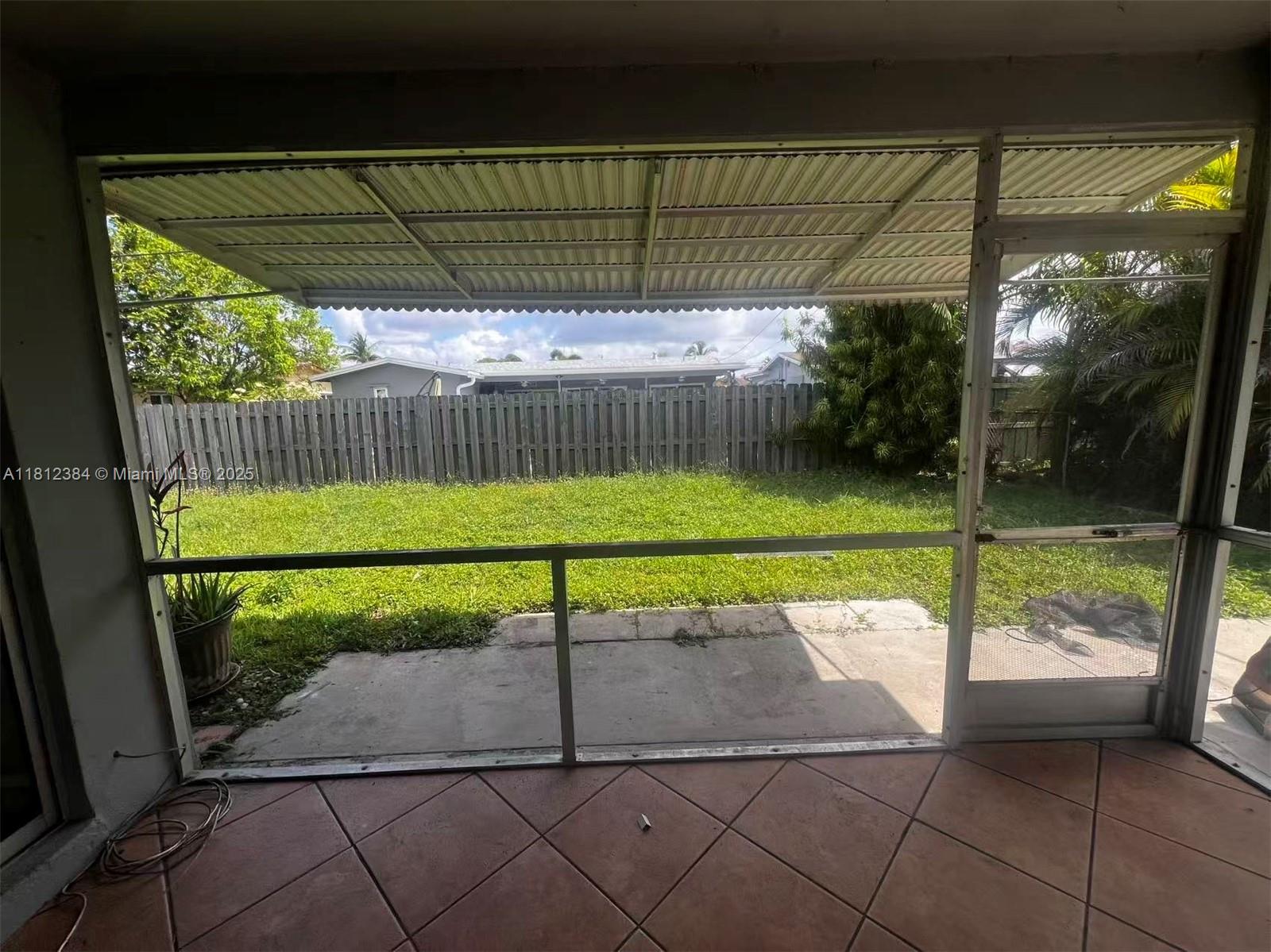 SUNRISE GOLF VILLAGE SEC - Residential