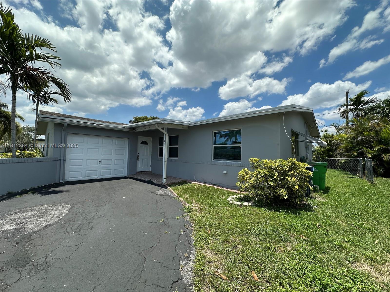 SUNRISE GOLF VILLAGE SEC - Residential