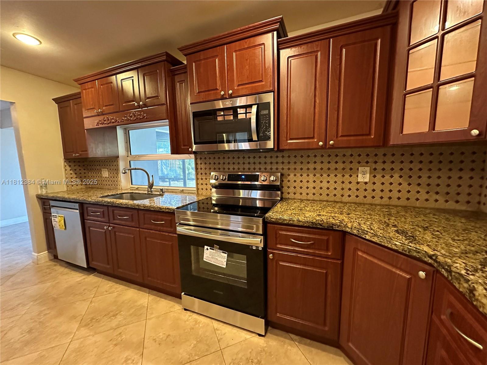 Property for Sale at 9331 Nw 25th St, Sunrise, Miami-Dade County, Florida - Bedrooms: 3 
Bathrooms: 2  - $499,900
