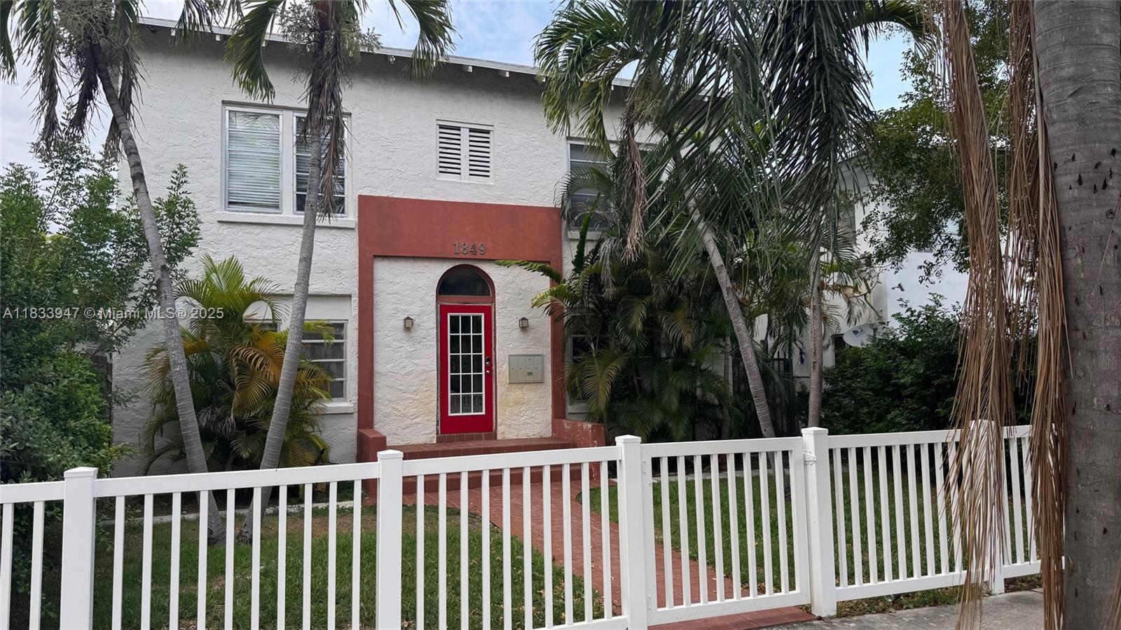 HOLLYWOOD SOUTH SIDE ADD - Residential Lease