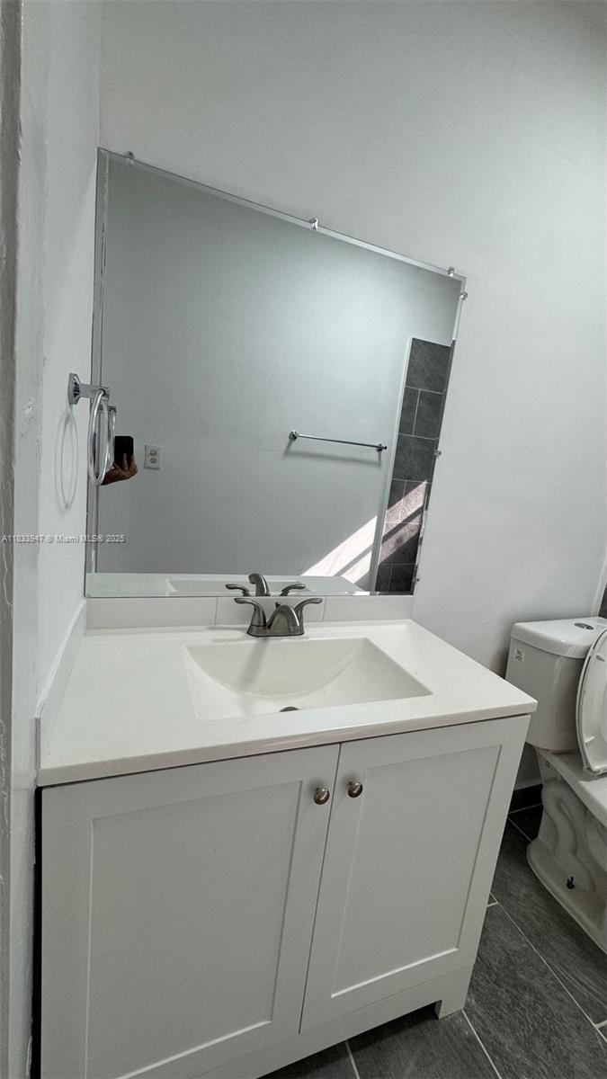 HOLLYWOOD SOUTH SIDE ADD - Residential Lease