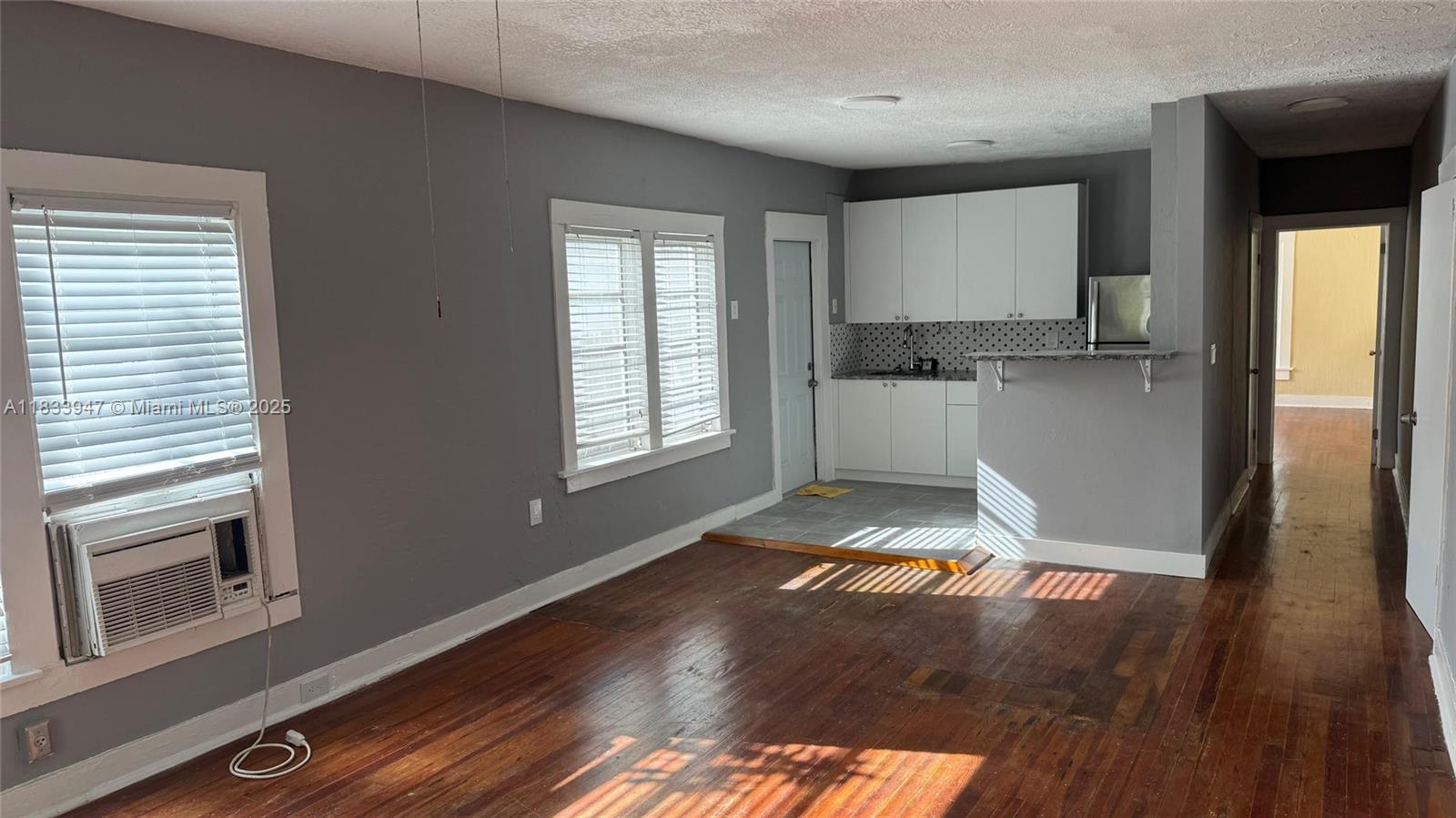 HOLLYWOOD SOUTH SIDE ADD - Residential Lease