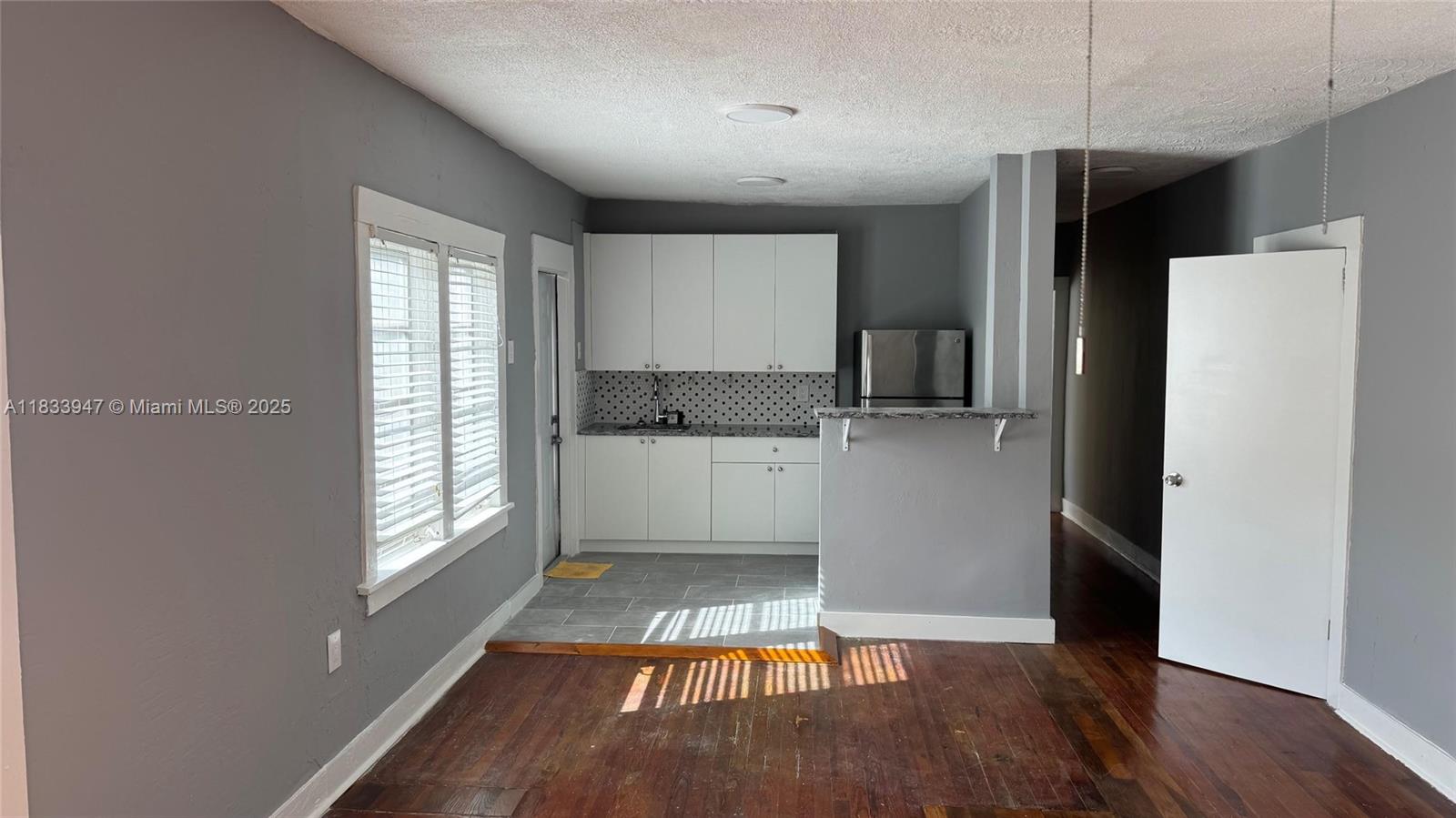 HOLLYWOOD SOUTH SIDE ADD - Residential Lease