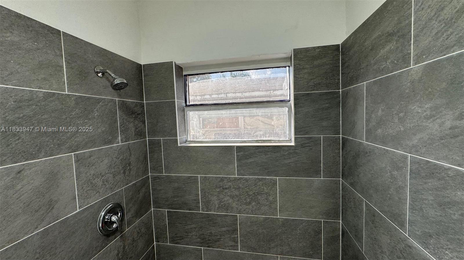 HOLLYWOOD SOUTH SIDE ADD - Residential Lease