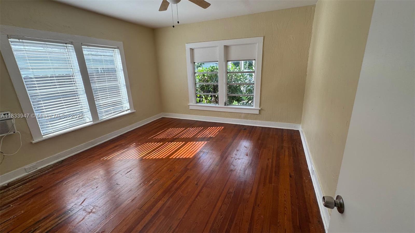 HOLLYWOOD SOUTH SIDE ADD - Residential Lease