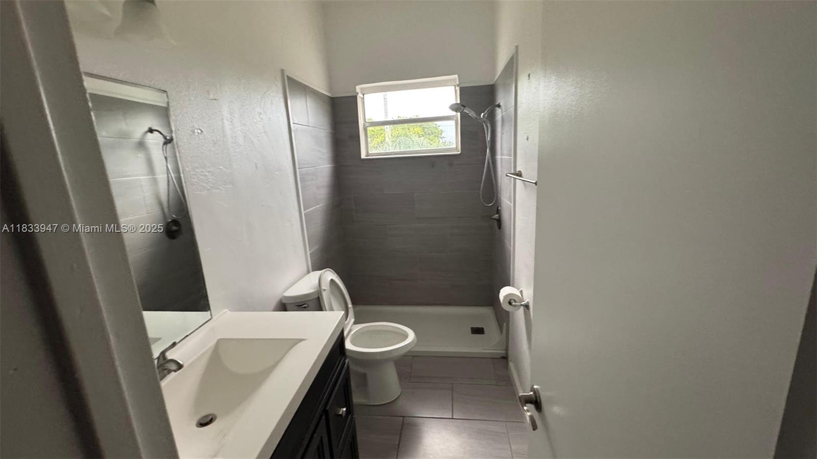 HOLLYWOOD SOUTH SIDE ADD - Residential Lease