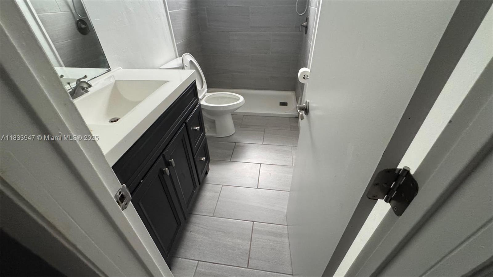 HOLLYWOOD SOUTH SIDE ADD - Residential Lease