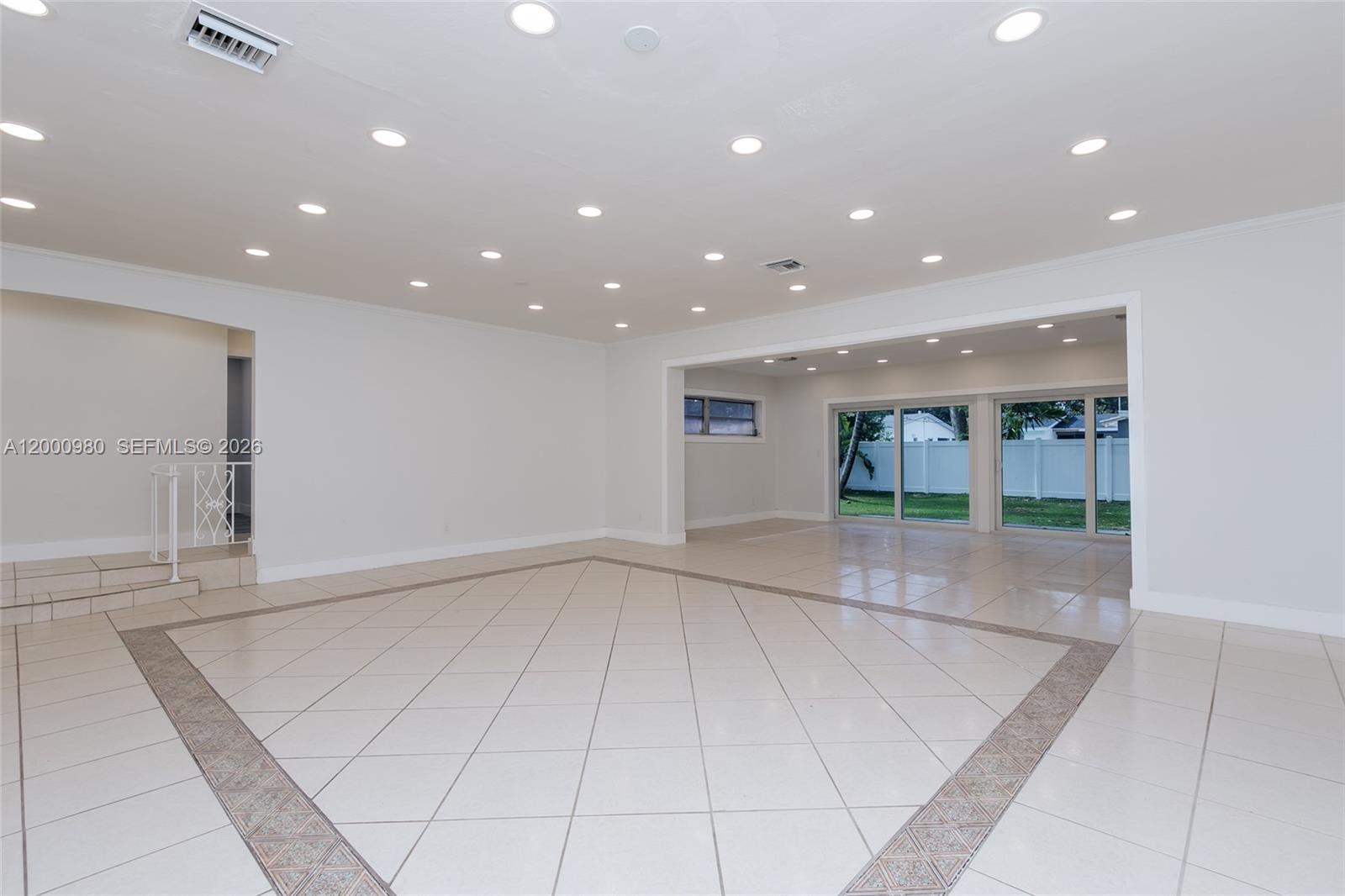 PICKWICK LAKE ESTATES SEC - Residential