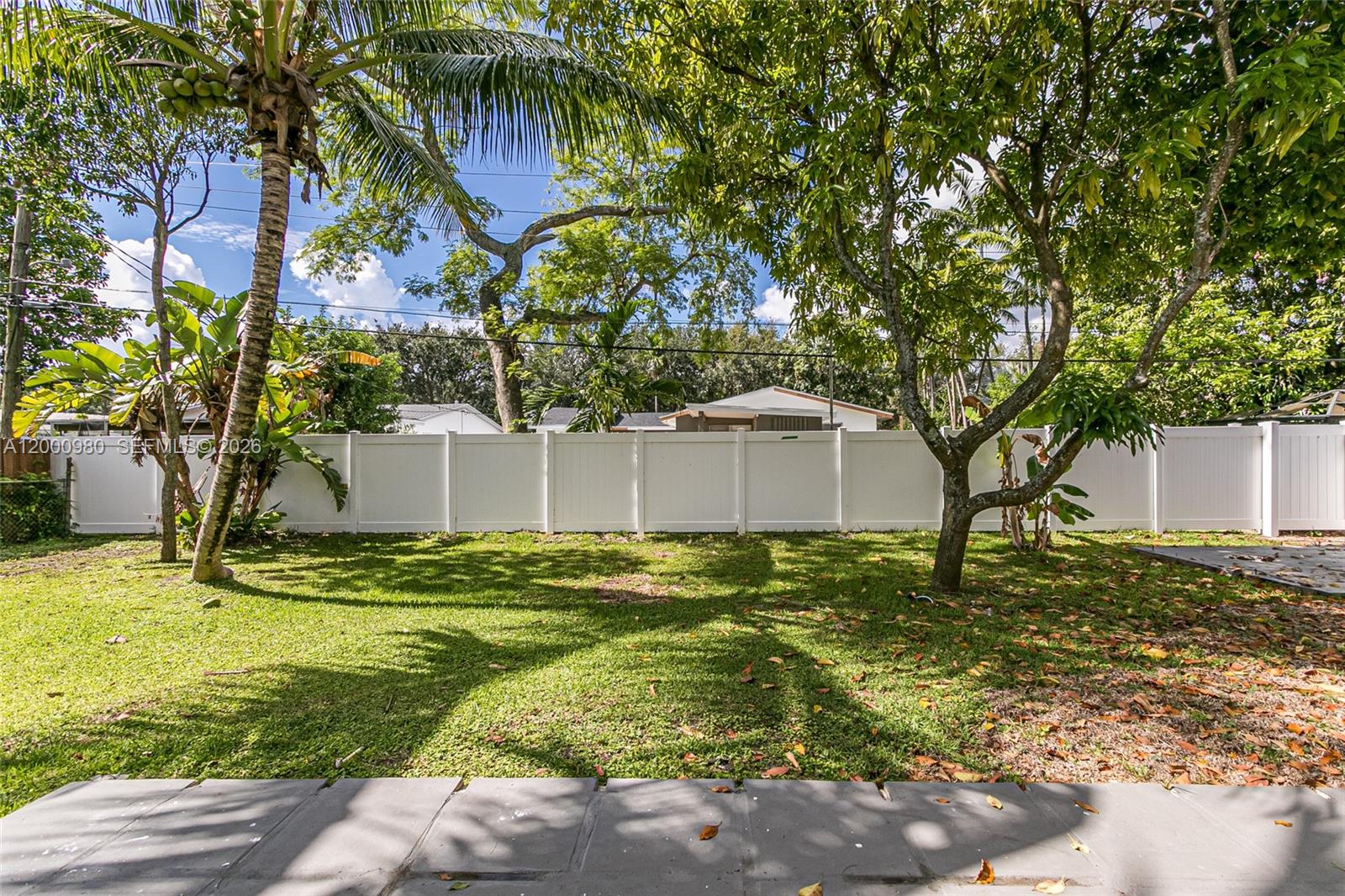 PICKWICK LAKE ESTATES SEC - Residential