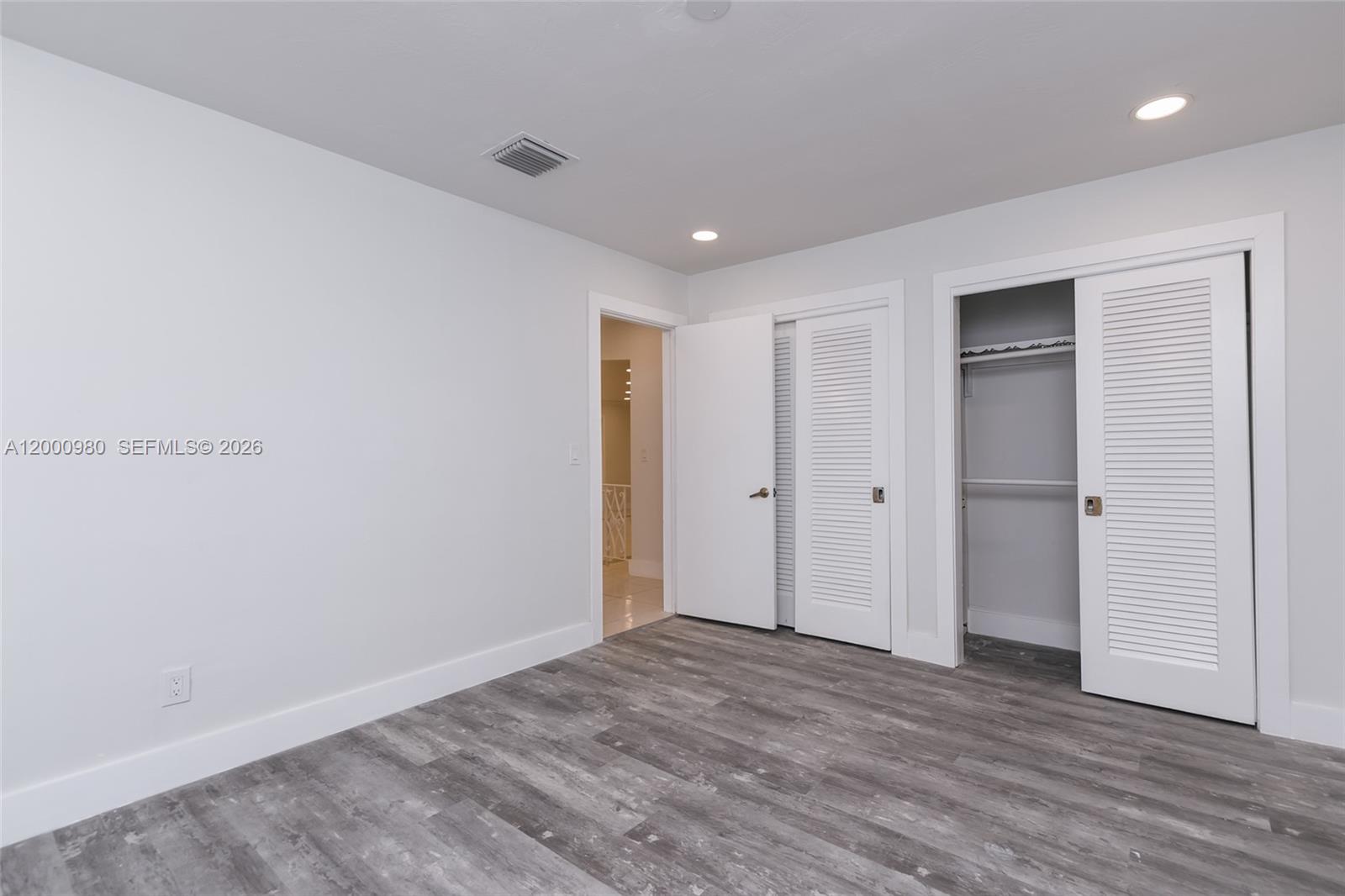 PICKWICK LAKE ESTATES SEC - Residential