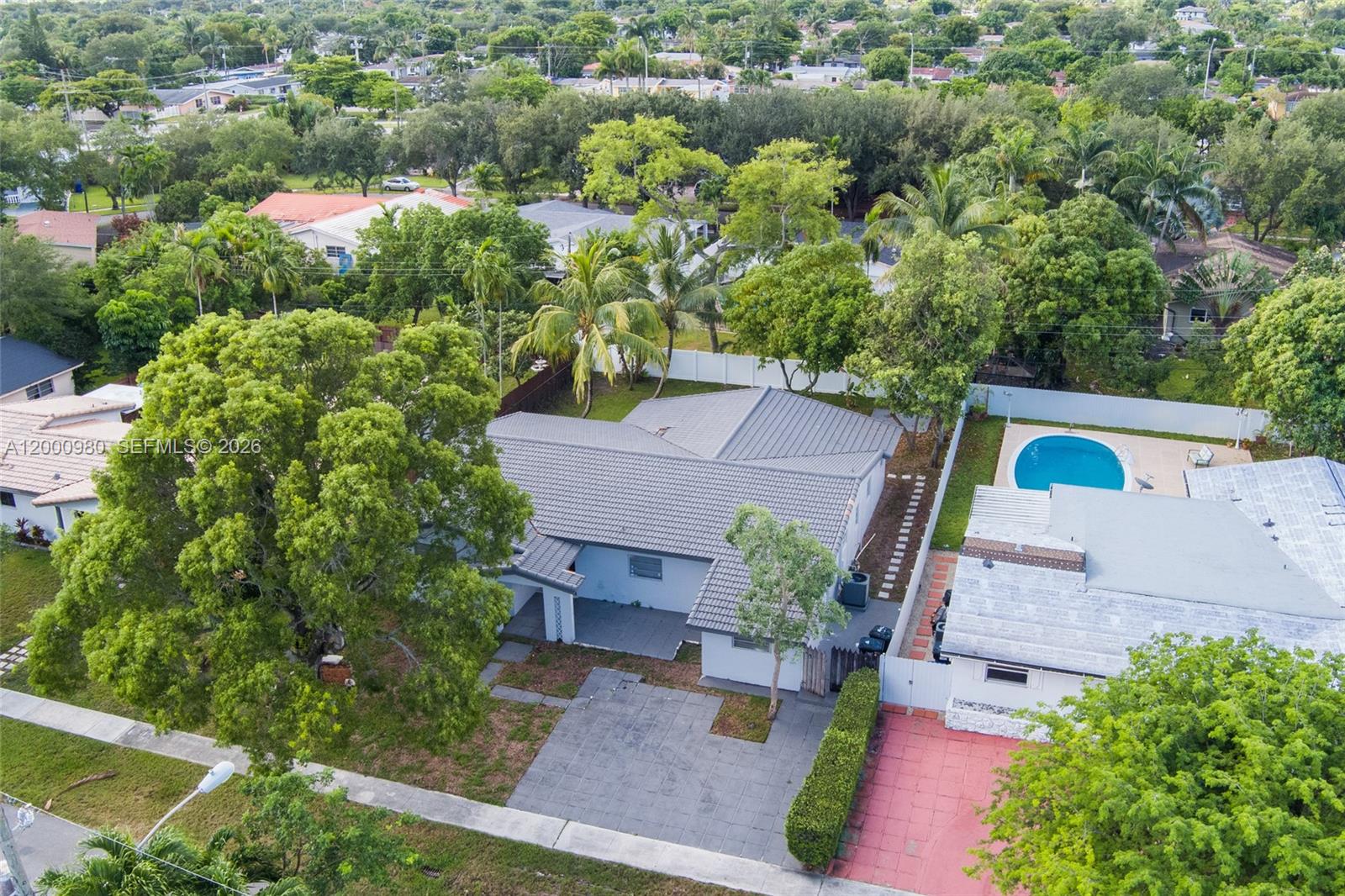 PICKWICK LAKE ESTATES SEC - Residential