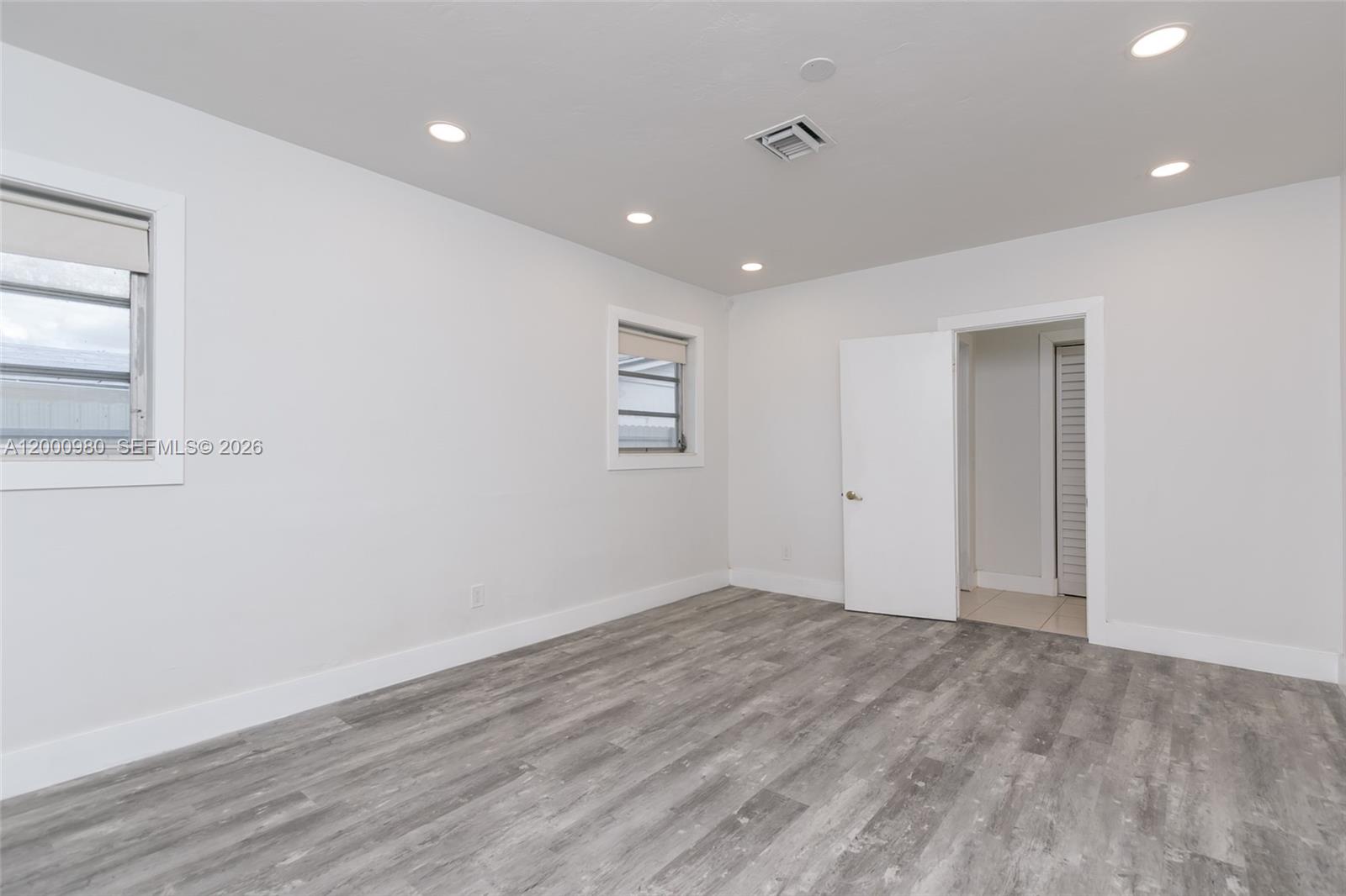 PICKWICK LAKE ESTATES SEC - Residential