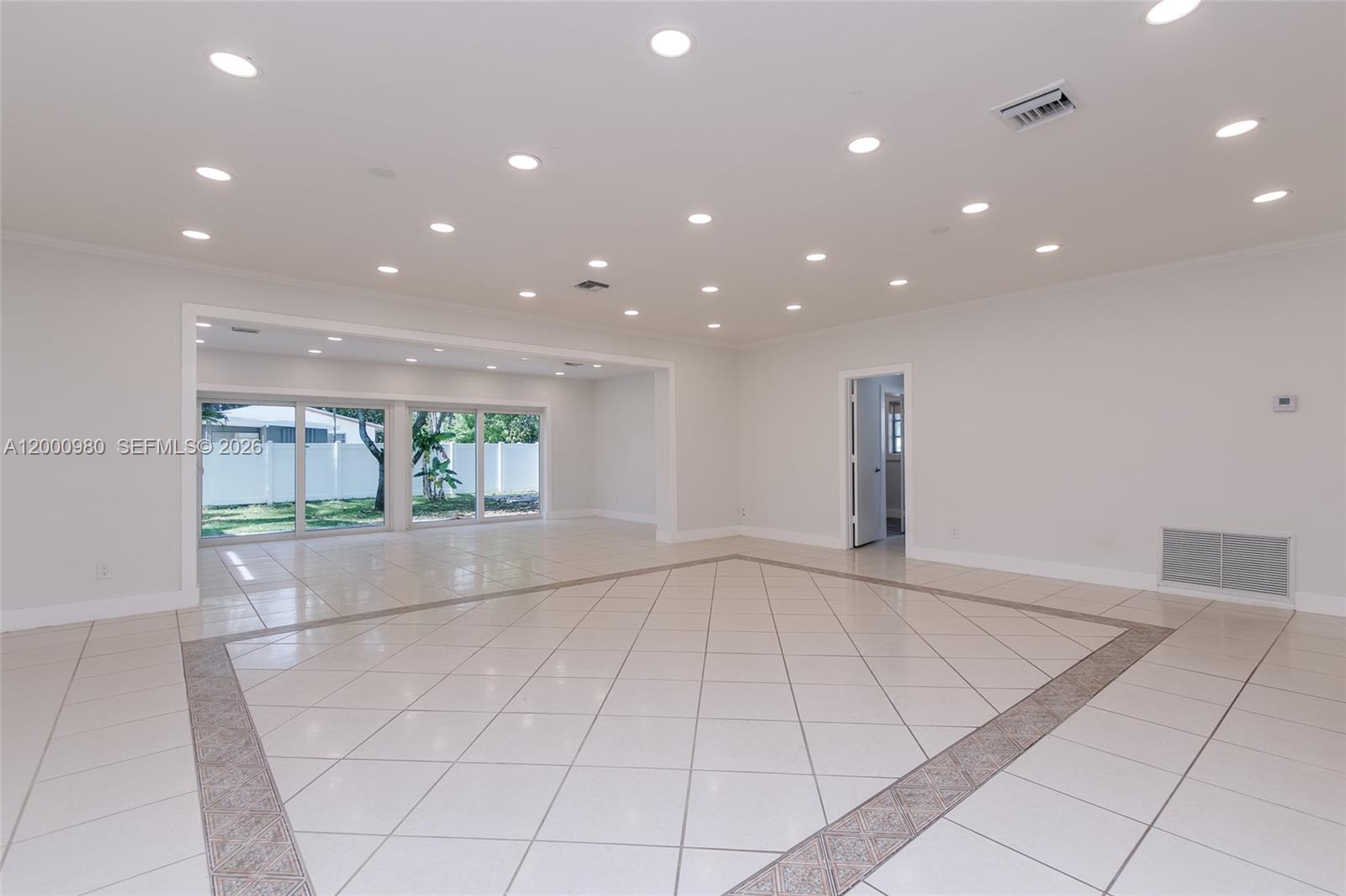 PICKWICK LAKE ESTATES SEC - Residential