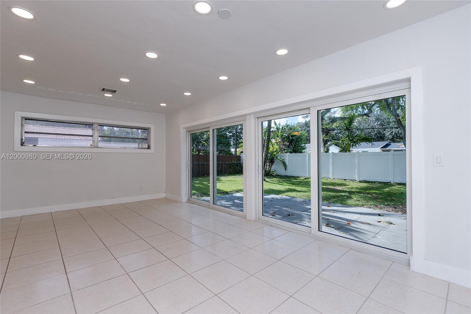 PICKWICK LAKE ESTATES SEC - Residential