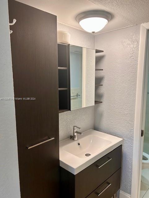 KEYS GATE CONDO NO ONE - Residential