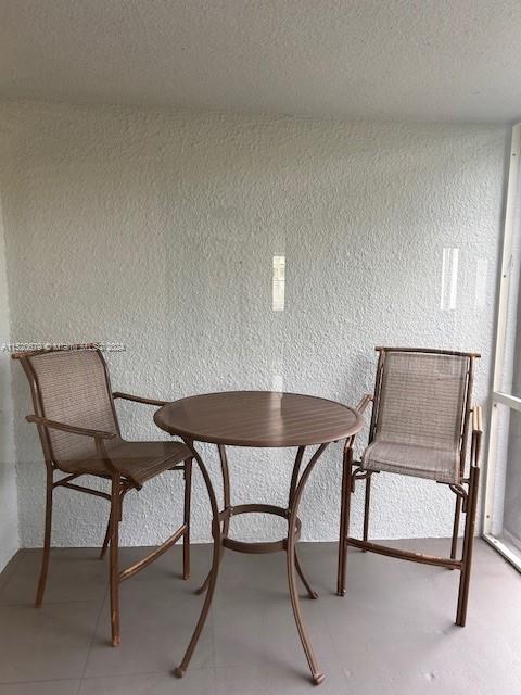 KEYS GATE CONDO NO ONE - Residential